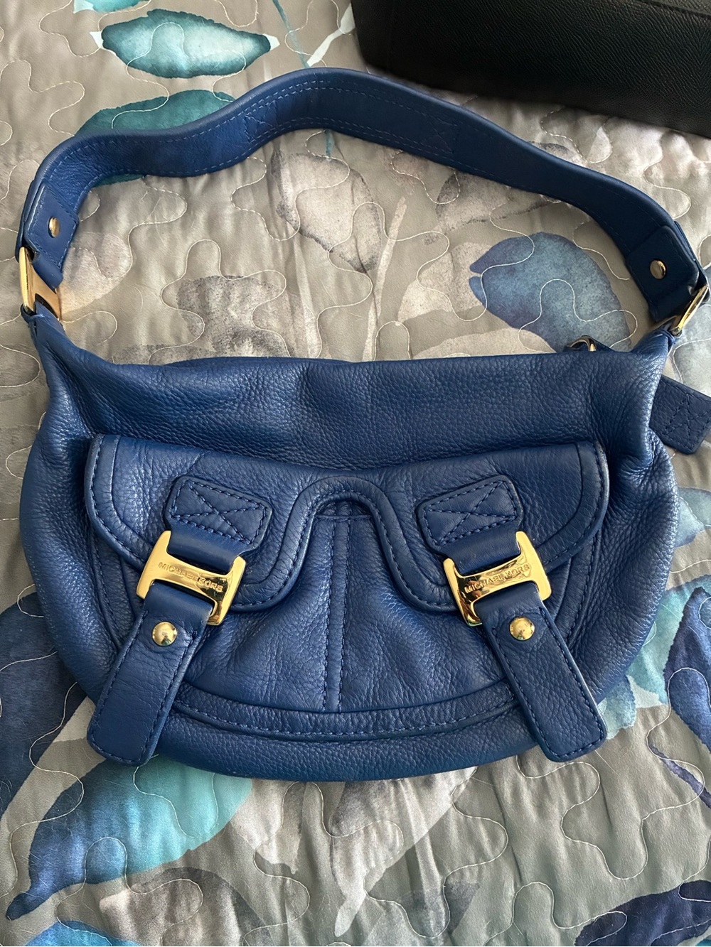 Michael Kors Navy Blue Pebbled Leather Shoulder Bag with Gold Hardware